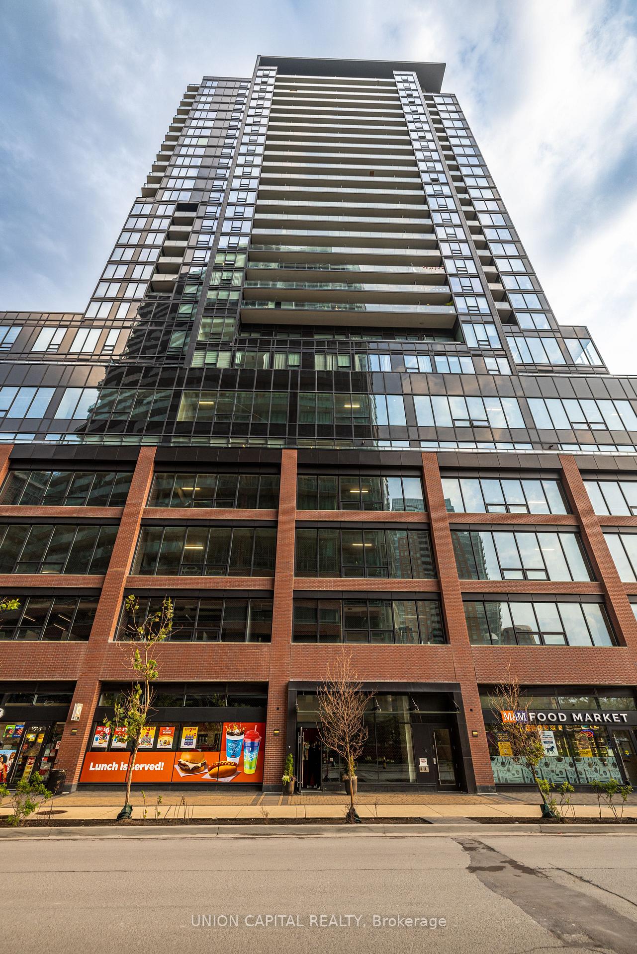 135-east-liberty-street-toronto-toronto-ontario-c13653866