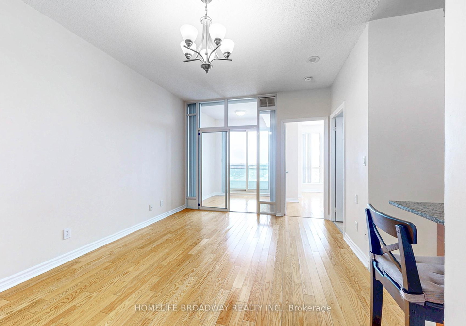 18-holmes-avenue-toronto-north-york-ontario-c13653878