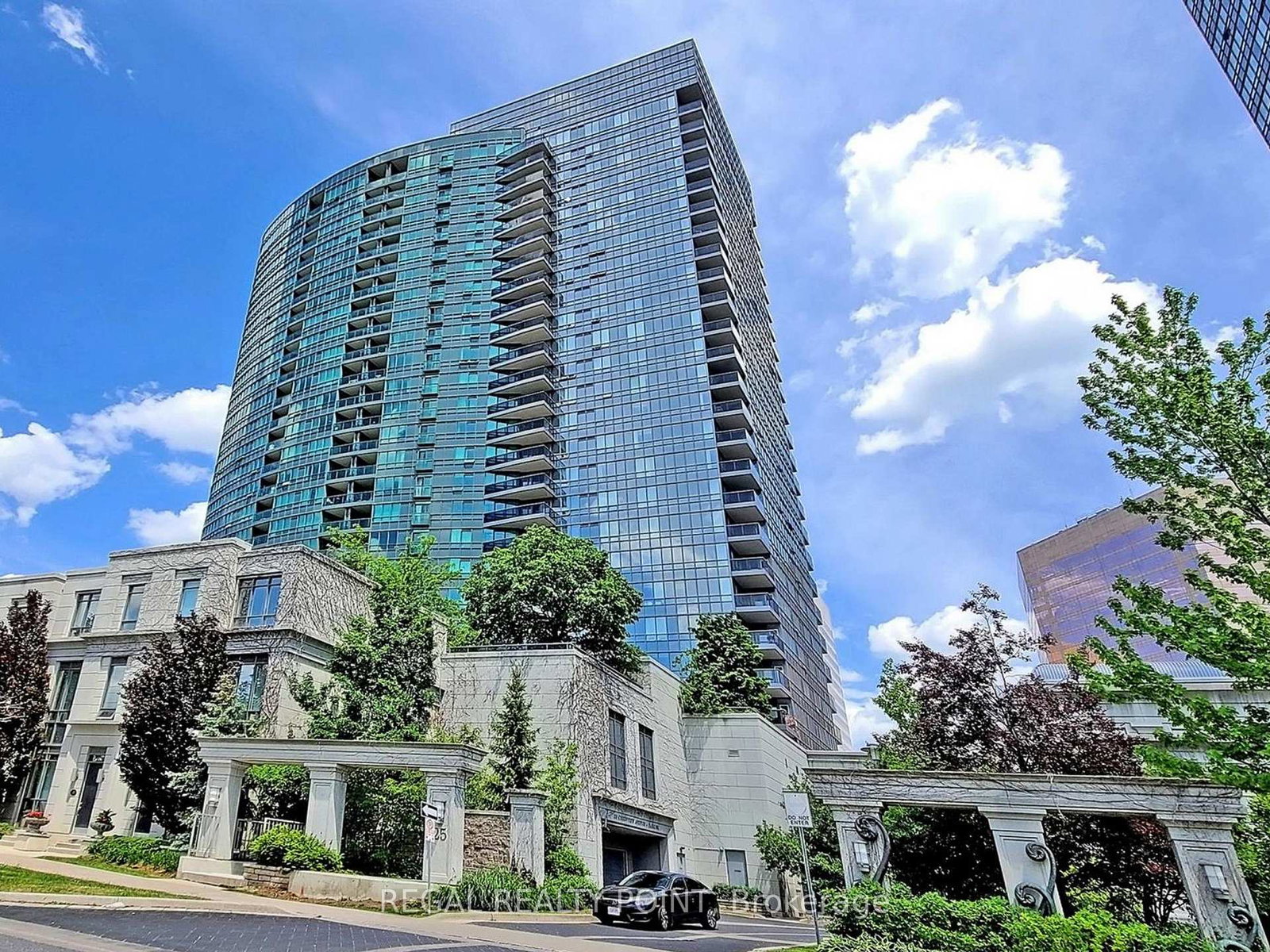 25-greenview-avenue-toronto-toronto-ontario-c13653972
