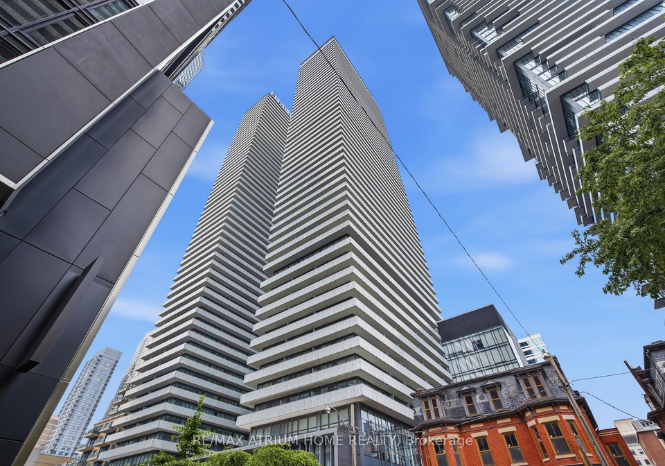 50-charles-street-e-toronto-toronto-ontario-c13654144