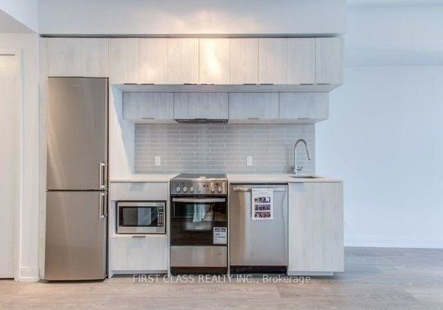 181-dundas-street-e-toronto-toronto-ontario-c13654236