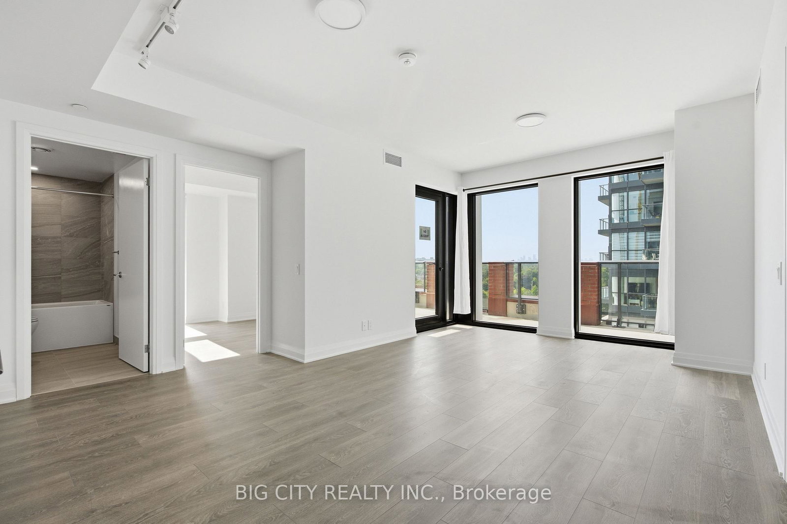 25-frederick-todd-way-toronto-east-york-ontario-c13654388