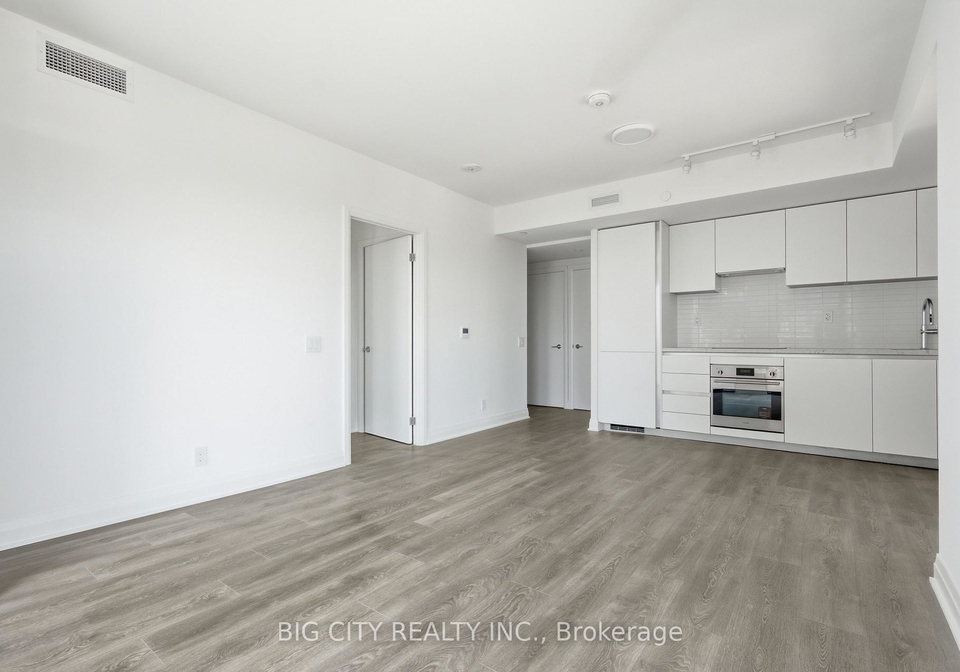 25-frederick-todd-way-toronto-east-york-ontario-c13654388