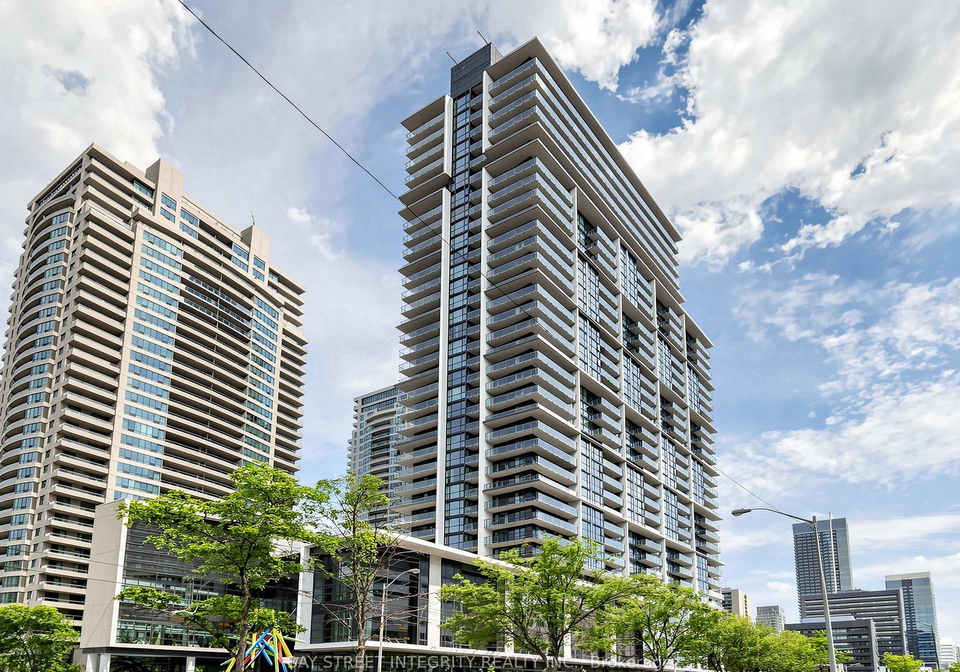 4955-yonge-street-toronto-north-york-ontario-c13654584