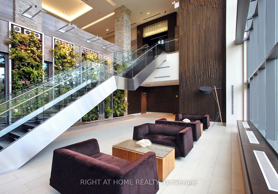 35-brian-peck-crescent-toronto-east-york-ontario-c13654588