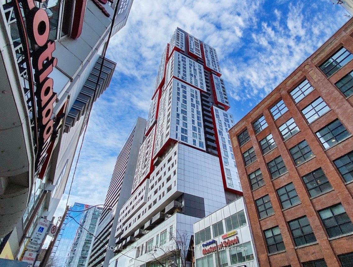 318-richmond-street-w-toronto-toronto-ontario-c13654846