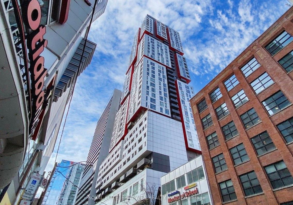 318-richmond-street-w-toronto-toronto-ontario-c13654846