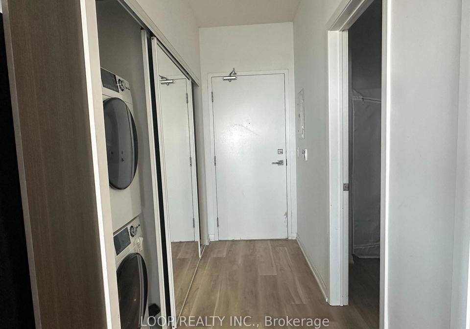 832-bay-street-toronto-toronto-ontario-c13654854