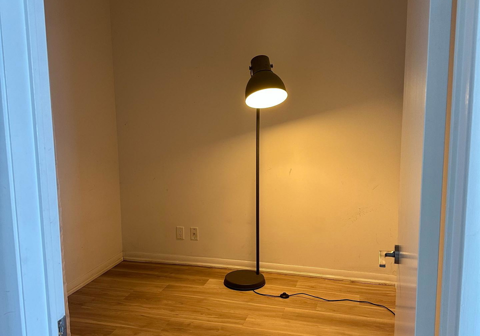 832-bay-street-toronto-toronto-ontario-c13654854