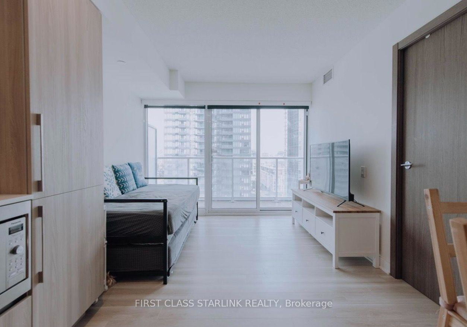 17-bathurst-street-toronto-toronto-ontario-c13654878