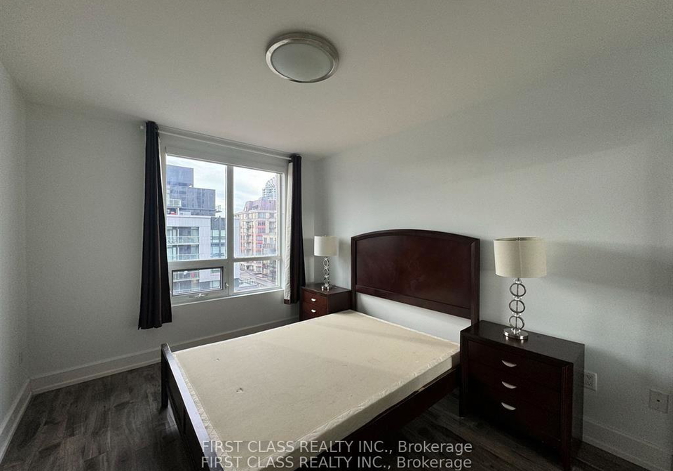 650-sheppard-avenue-e-toronto-north-york-ontario-c13654978