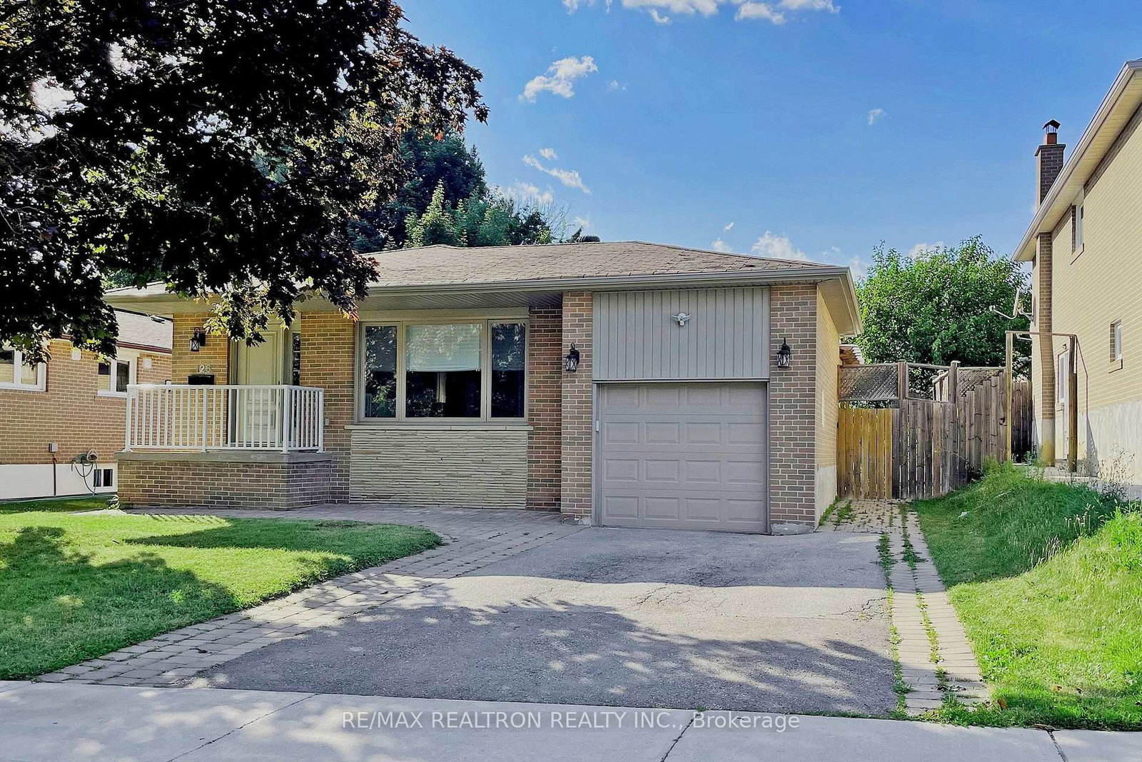 126-brahms-avenue-toronto-north-york-ontario-c13655198