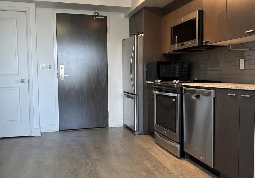 88-sheppard-avenue-e-toronto-north-york-ontario-c13655248
