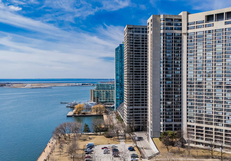65-harbour-square-toronto-toronto-ontario-c13655302