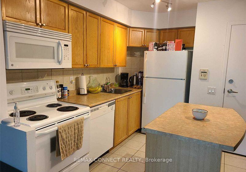 30-harrison-garden-boulevard-toronto-north-york-ontario-c13655408