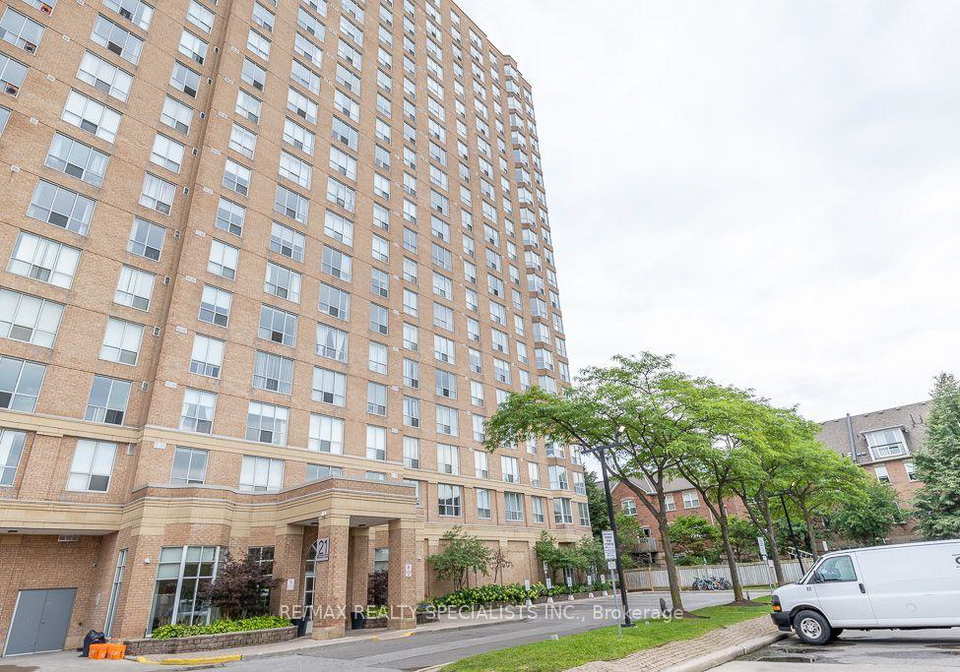 21-overlea-boulevard-toronto-east-york-ontario-c13655704