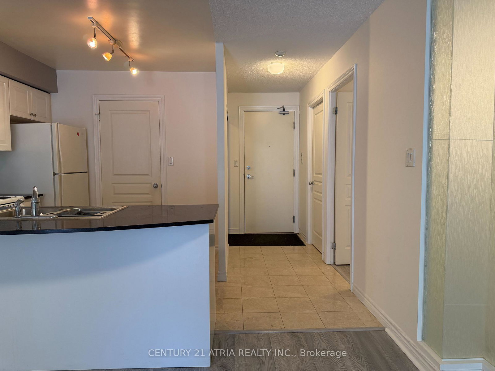 801-bay-street-toronto-toronto-ontario-c13655744