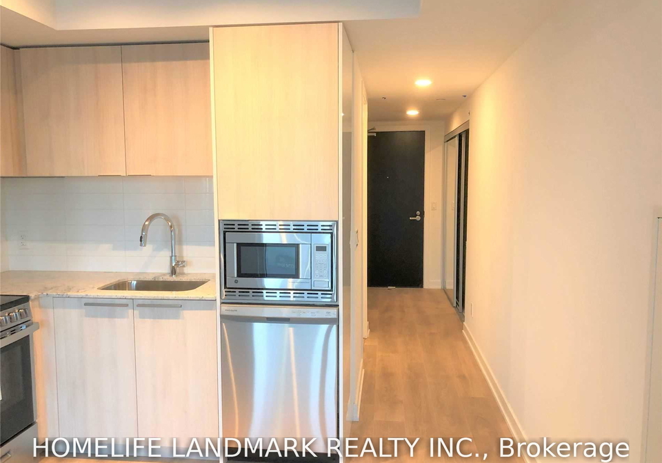501-yonge-street-toronto-toronto-ontario-c13655888