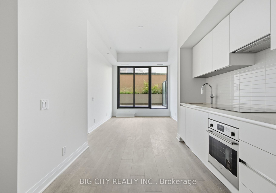 25-frederick-todd-way-toronto-east-york-ontario-c13655942