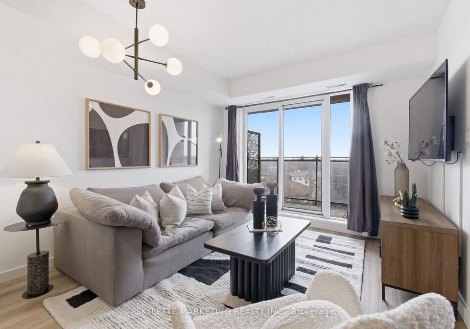 801-sheppard-avenue-w-toronto-toronto-ontario-c13656028
