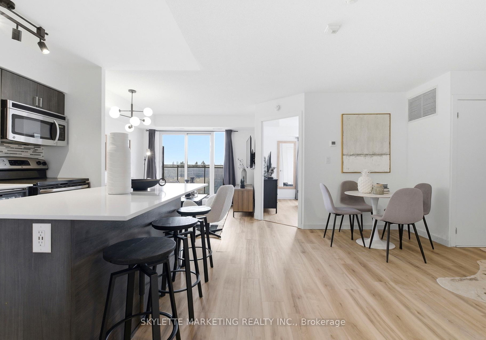 801-sheppard-avenue-w-toronto-toronto-ontario-c13656028