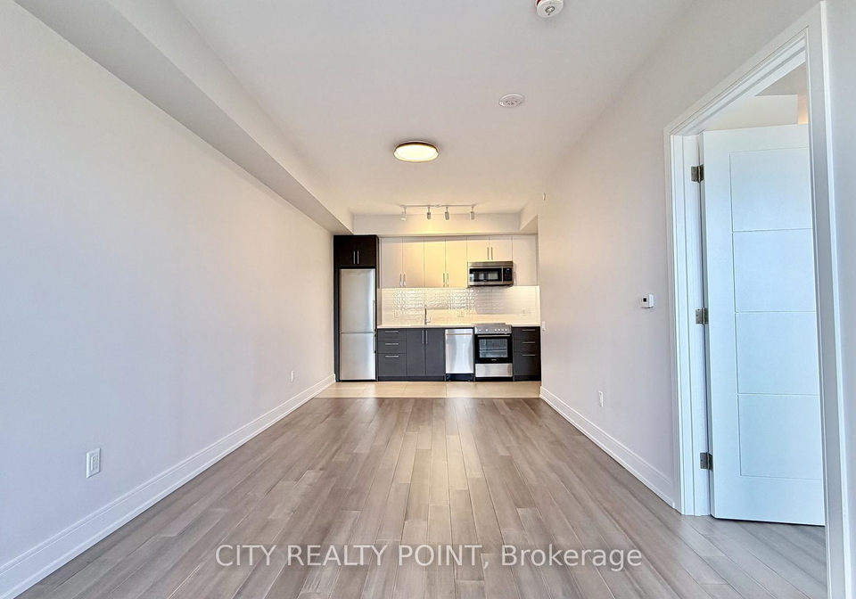 2525-bathurst-street-toronto-toronto-ontario-c13656058