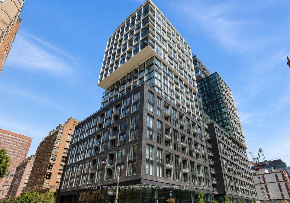158-front-street-e-toronto-toronto-ontario-c13656284
