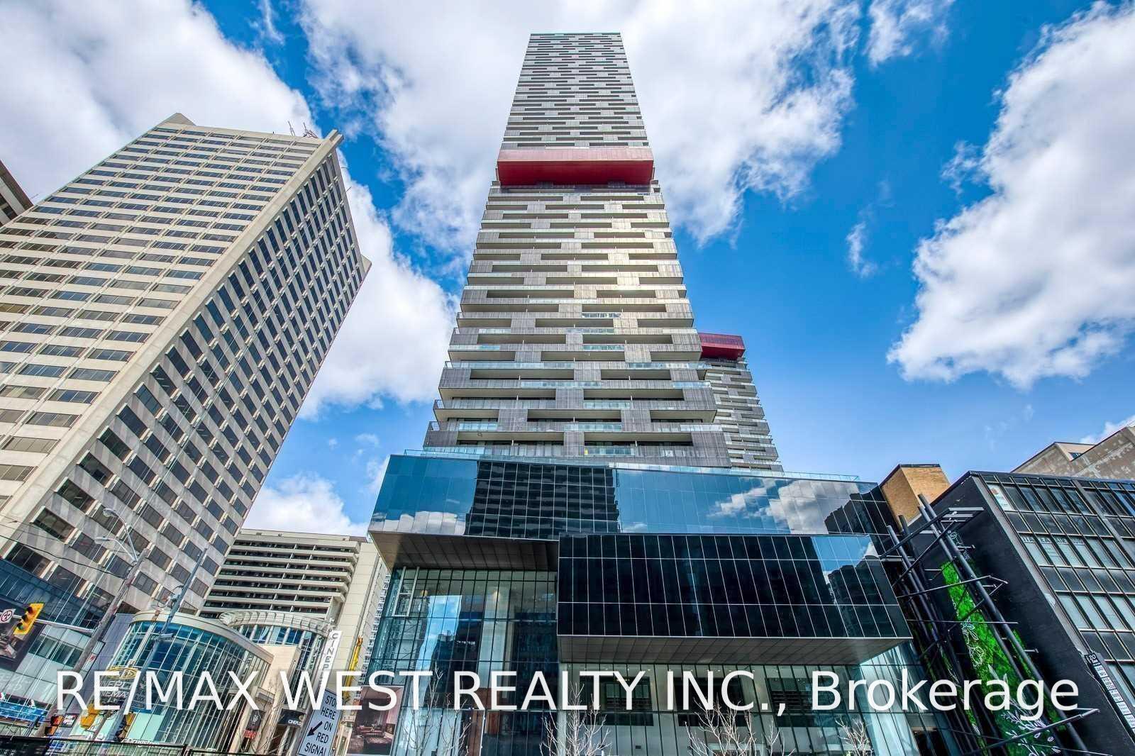 8-eglinton-avenue-e-toronto-toronto-ontario-c13656396