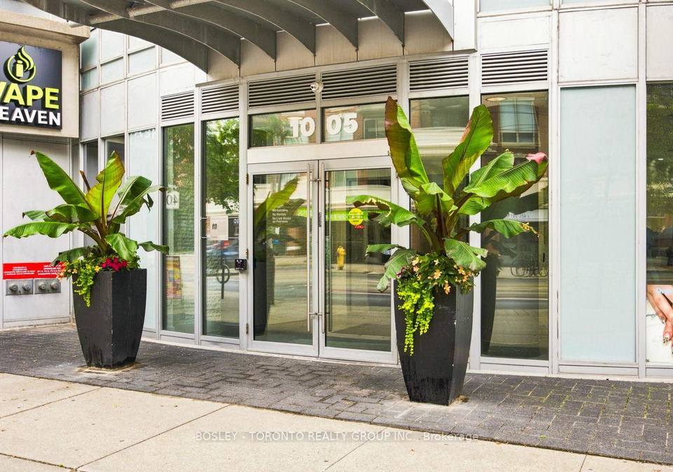 1005-king-street-w-toronto-toronto-ontario-c13656624