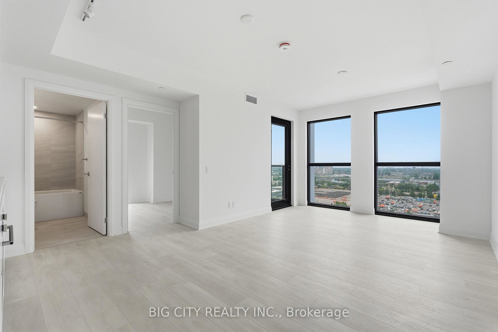 25-frederick-todd-way-toronto-east-york-ontario-c13657256