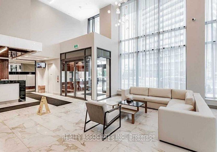 32-forest-manor-road-toronto-north-york-ontario-c13657302