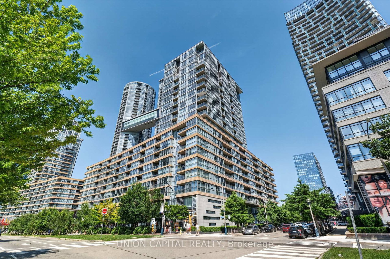 10-capreol-court-toronto-toronto-ontario-c13657336