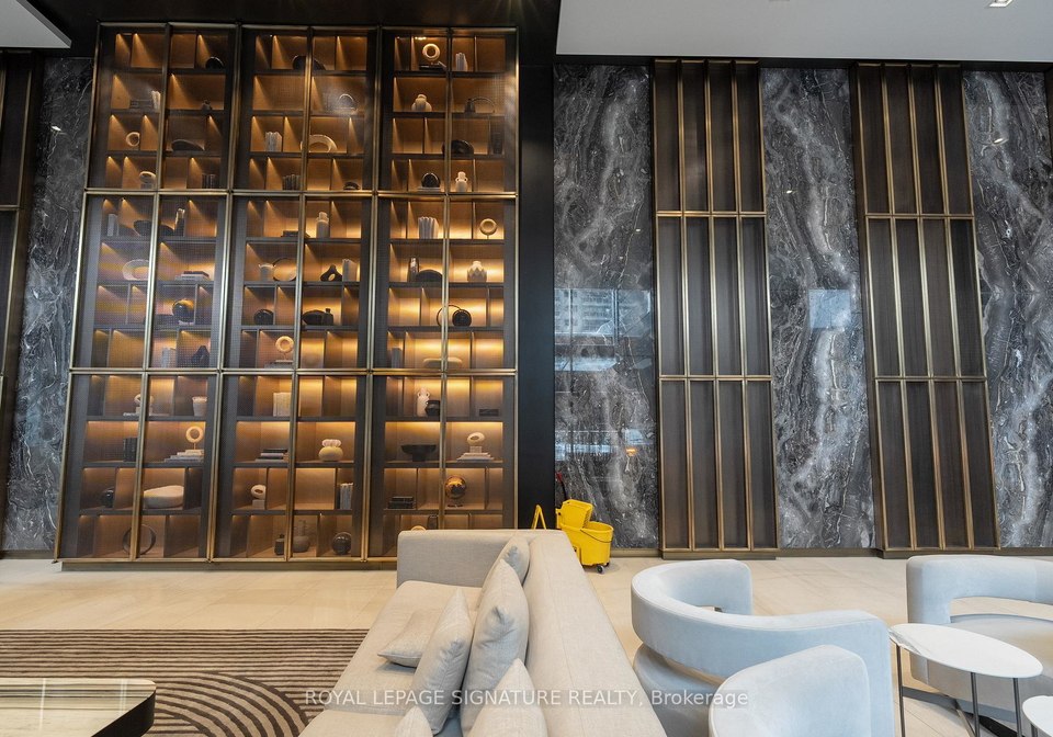 127-broadway-avenue-toronto-toronto-ontario-c13657346