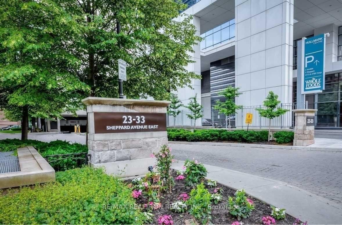 23-sheppard-avenue-e-toronto-north-york-ontario-c13657352
