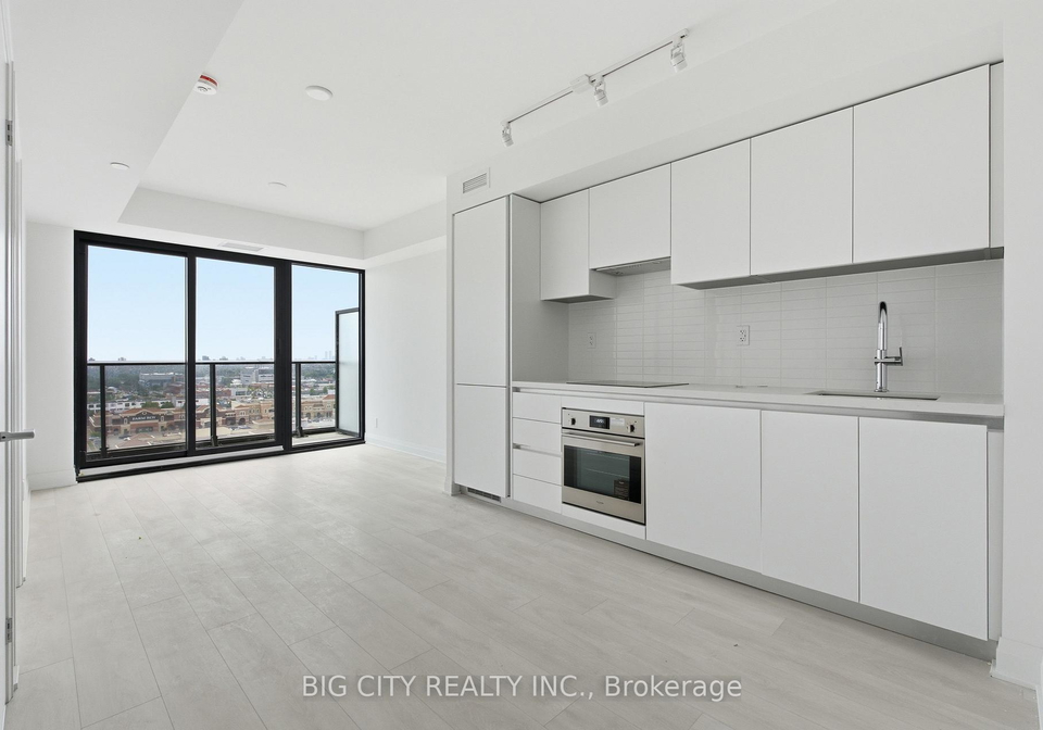 25-frederick-todd-way-toronto-east-york-ontario-c13657396