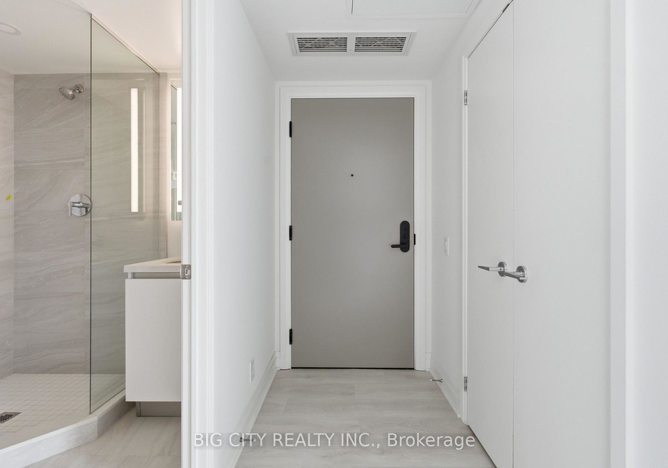 25-frederick-todd-way-toronto-east-york-ontario-c13657396