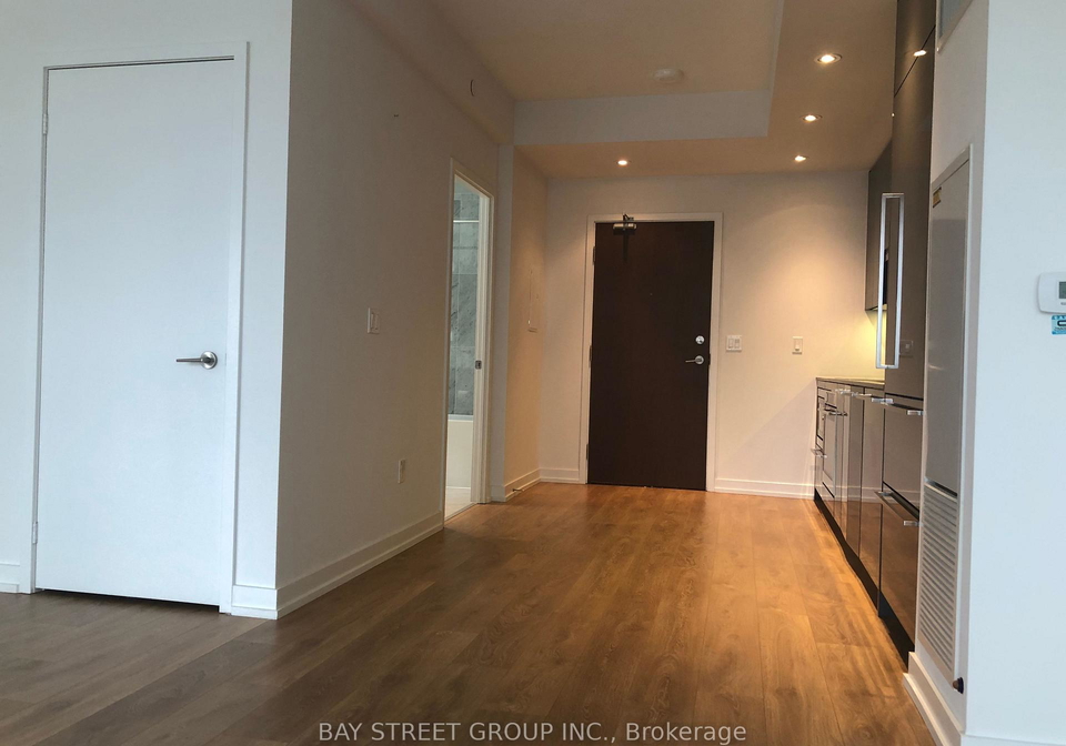 117-mcmahon-drive-toronto-north-york-ontario-c13657412