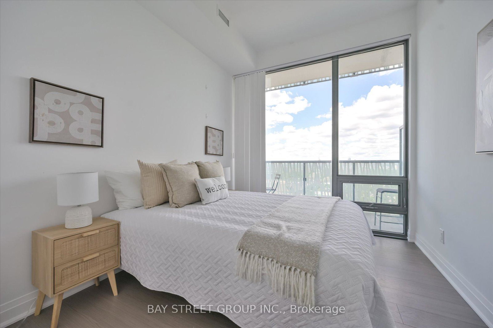 50-charles-street-e-toronto-toronto-ontario-c13657564
