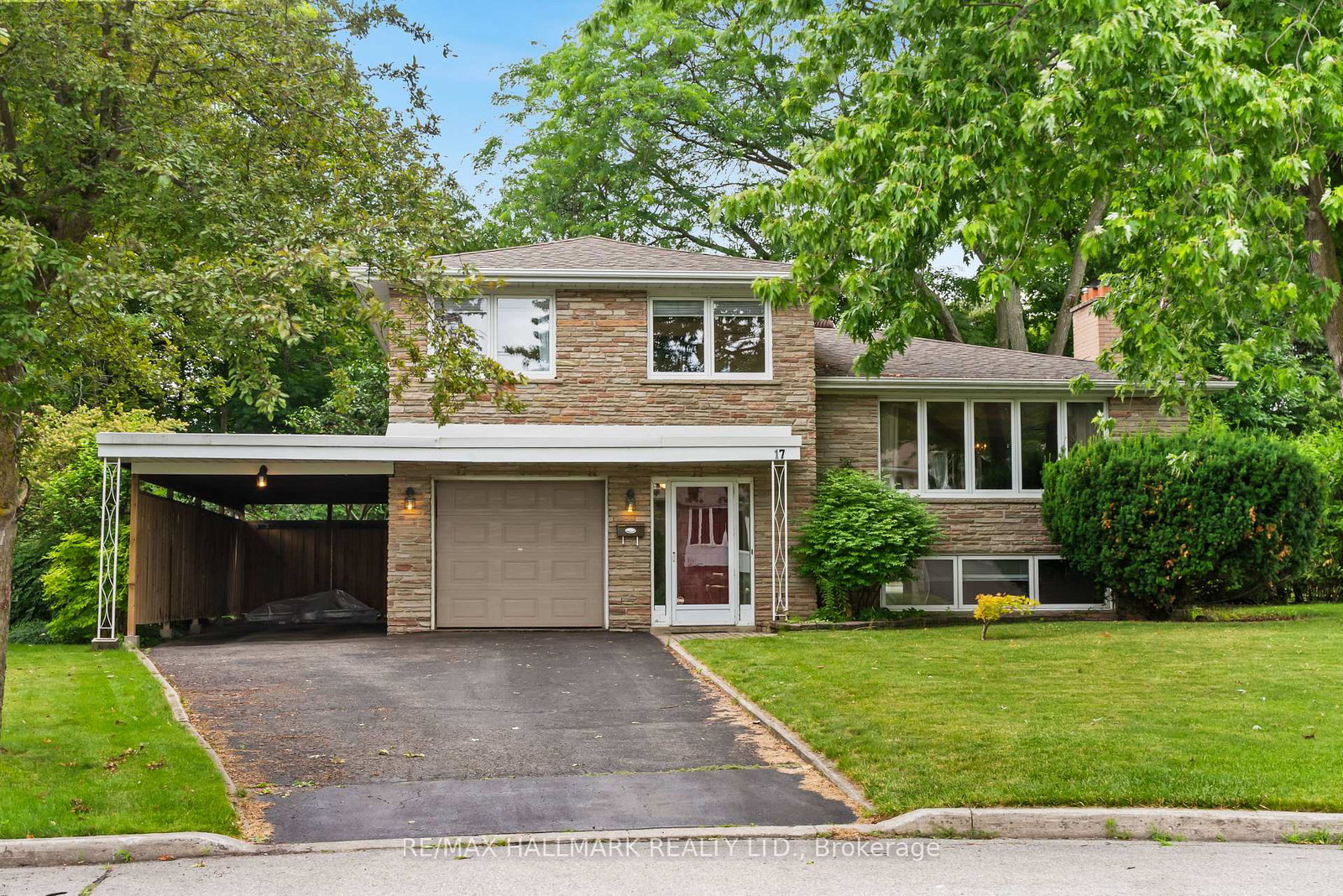 17-greenyards-drive-toronto-north-york-ontario-c13657590