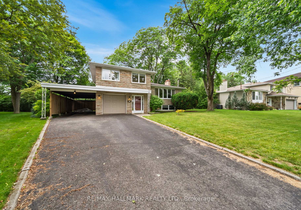 17-greenyards-drive-toronto-north-york-ontario-c13657590