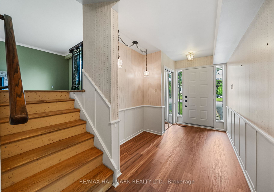 17-greenyards-drive-toronto-north-york-ontario-c13657590
