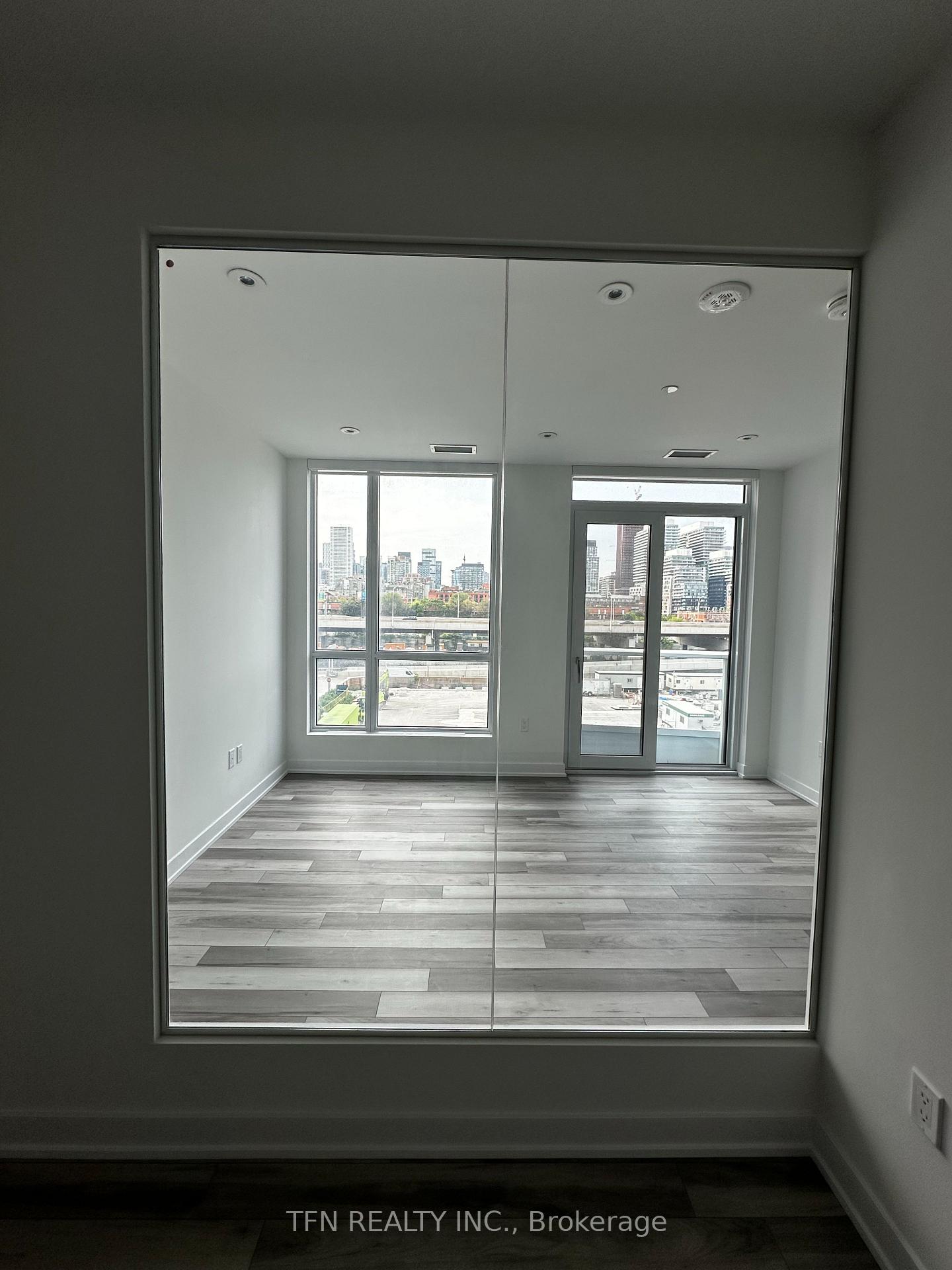 15-richardson-street-toronto-toronto-ontario-c13657620