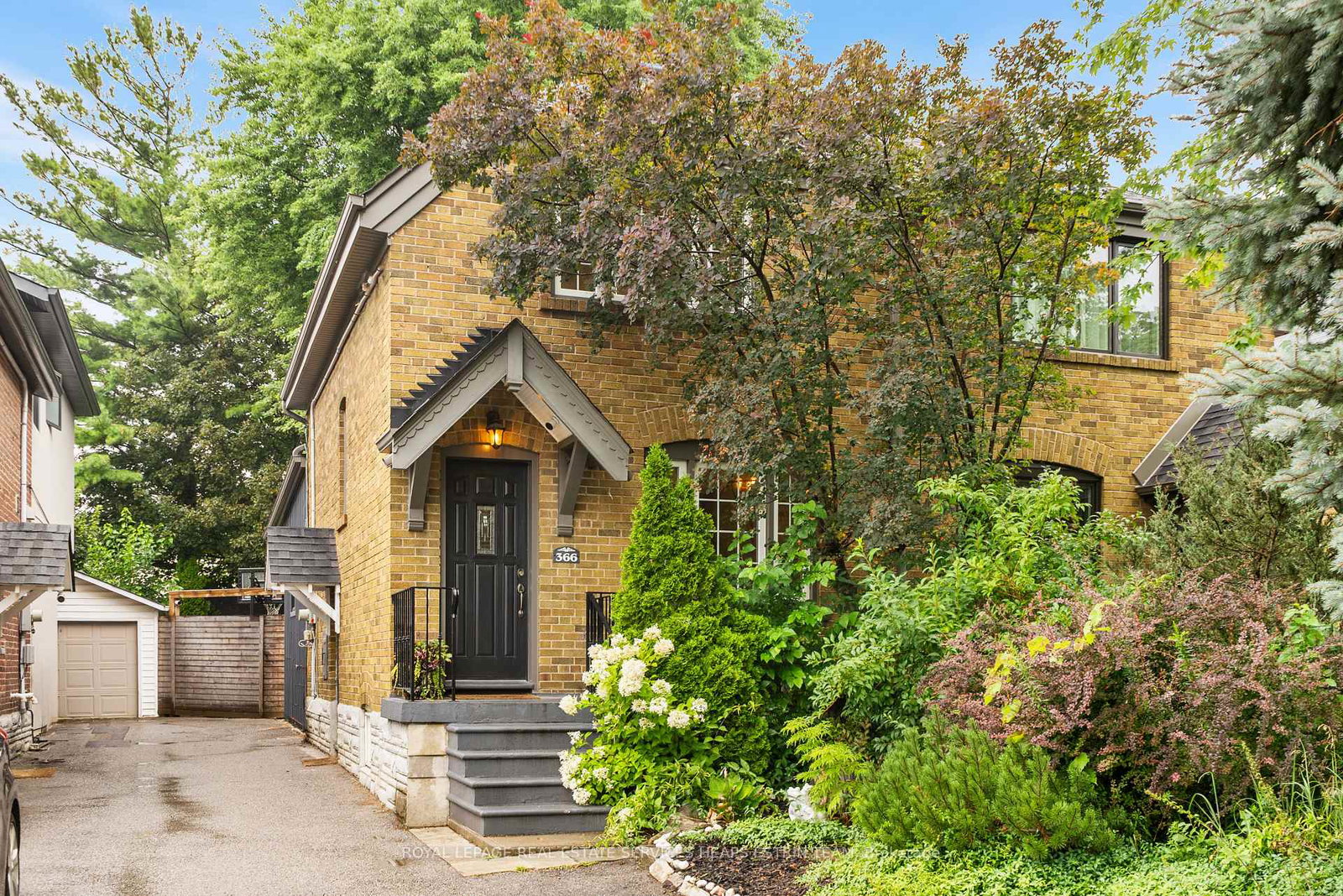 366-laird-drive-toronto-east-york-ontario-c13657928