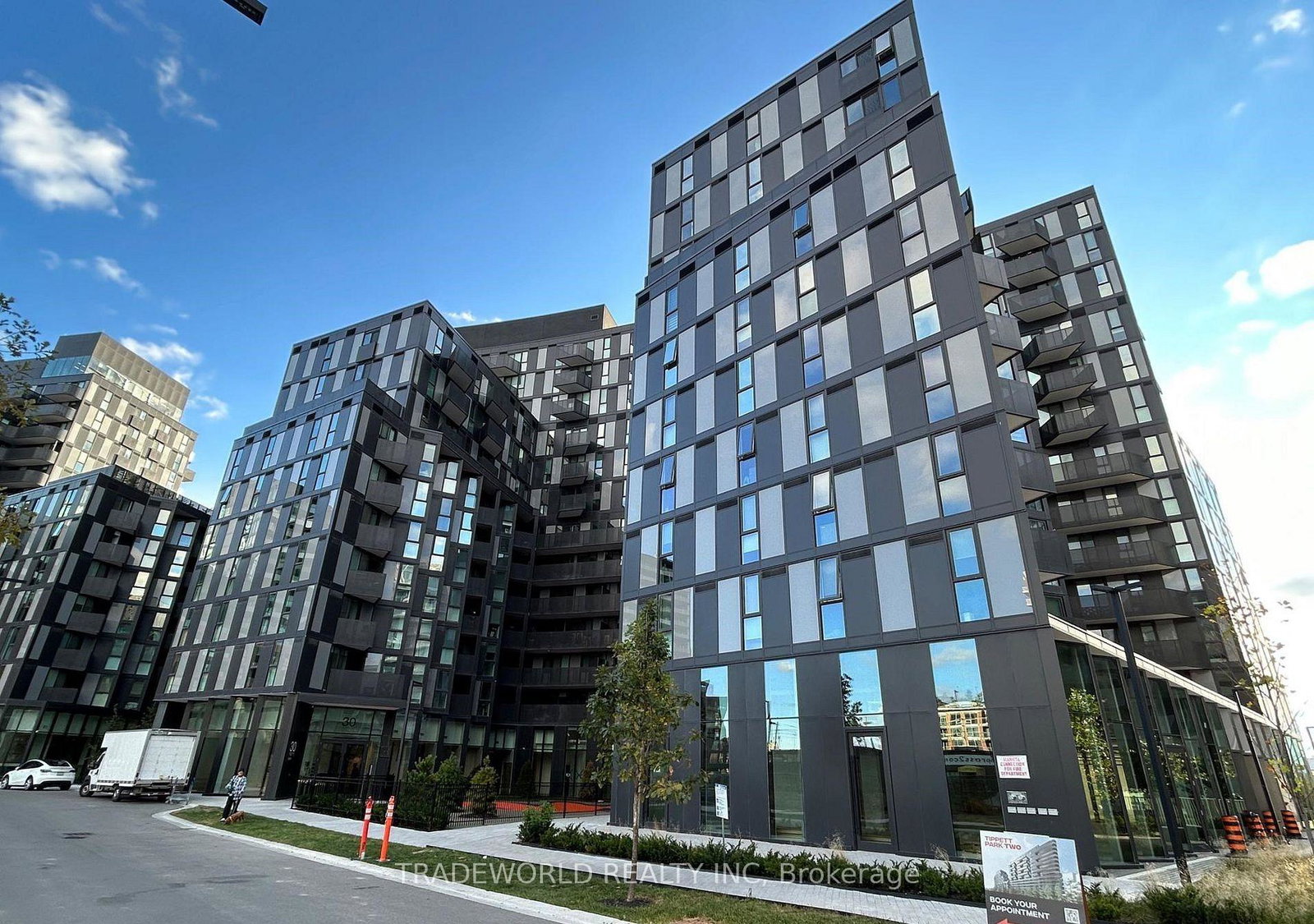 30-tretti-way-toronto-toronto-ontario-c13658030