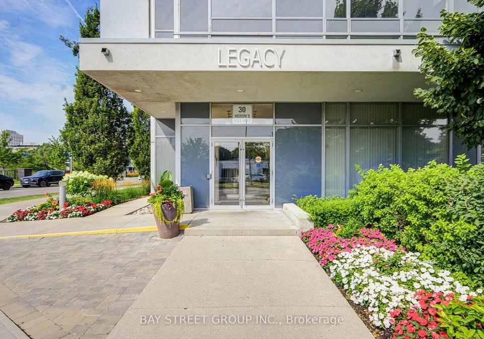 30-herons-hill-way-toronto-north-york-ontario-c13658038