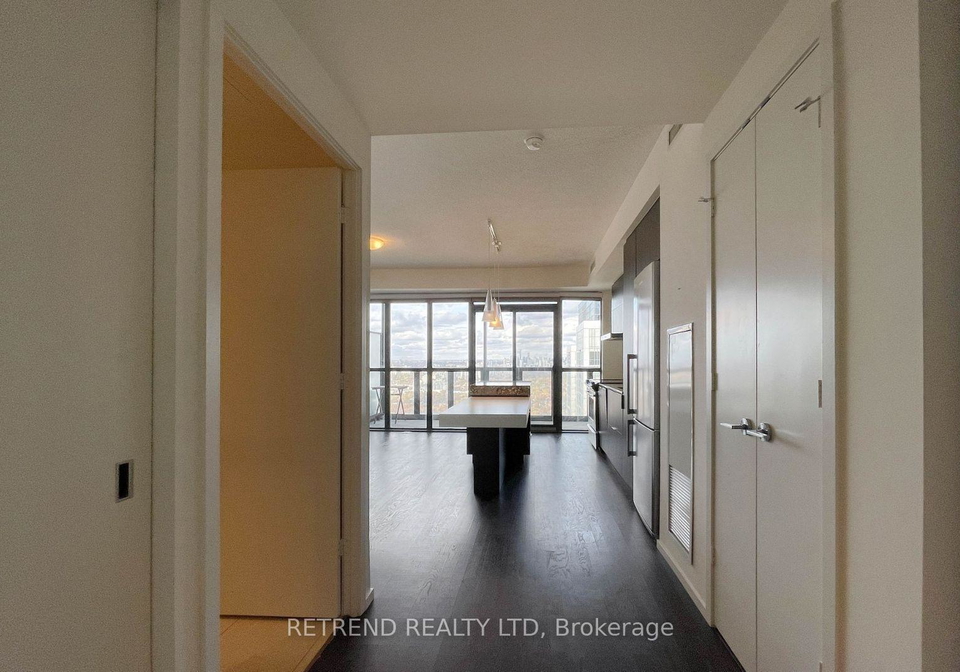 101-charles-street-e-toronto-toronto-ontario-c13658134