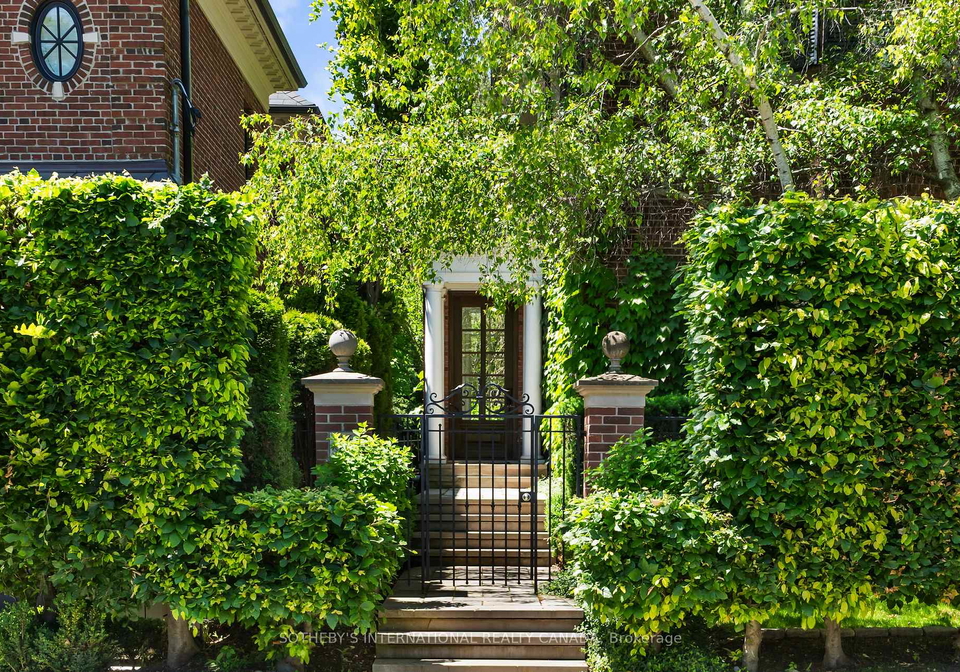 236-poplar-plains-road-toronto-toronto-ontario-c13658168