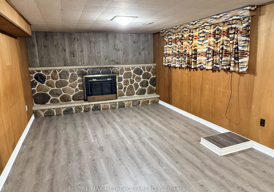 359-patricia-avenue-toronto-toronto-ontario-c13658204