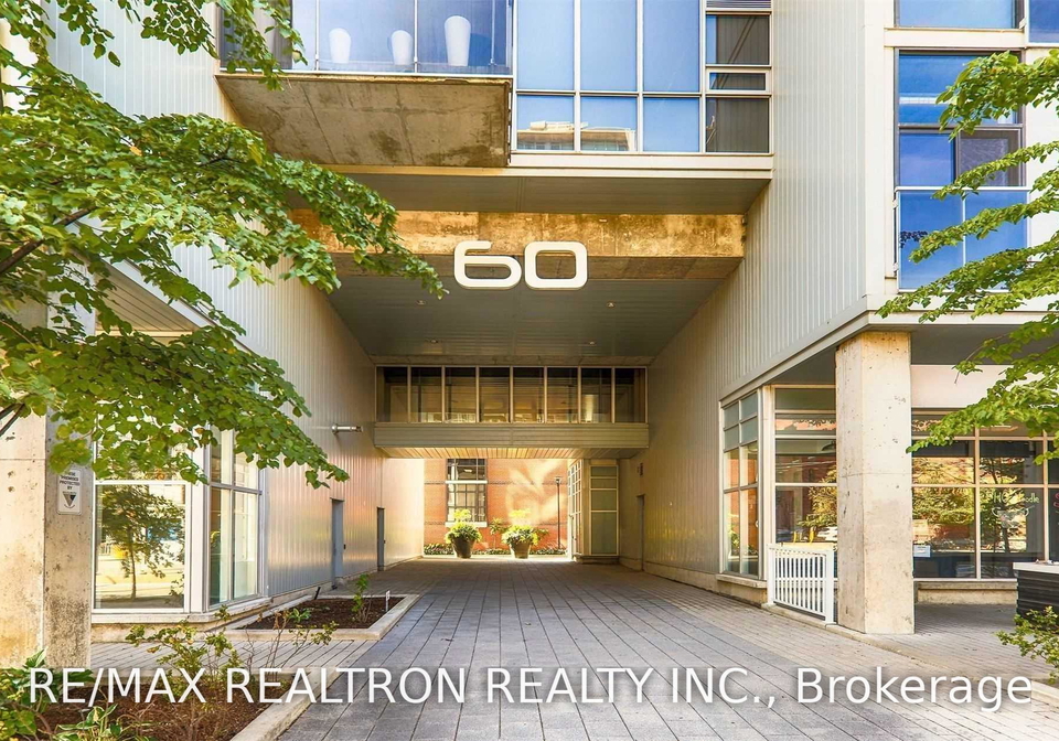60-bathurst-street-toronto-toronto-ontario-c13658718