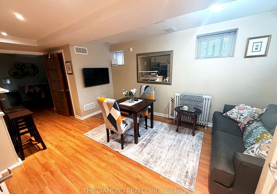 334-hillsdale-avenue-e-toronto-toronto-ontario-c13658736